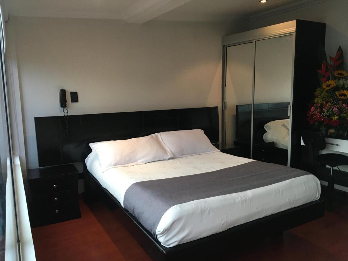 בוגוטה Hotel Ejecutivo Embajada מראה חיצוני תמונה
