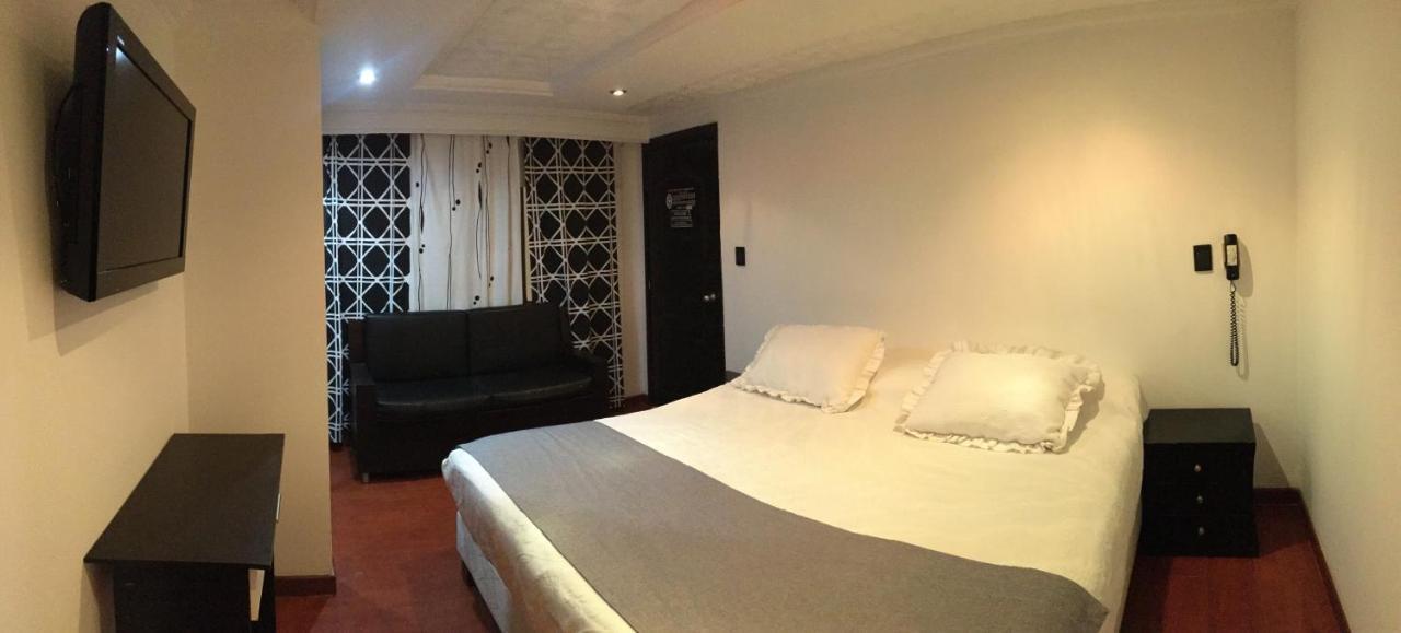 בוגוטה Hotel Ejecutivo Embajada מראה חיצוני תמונה