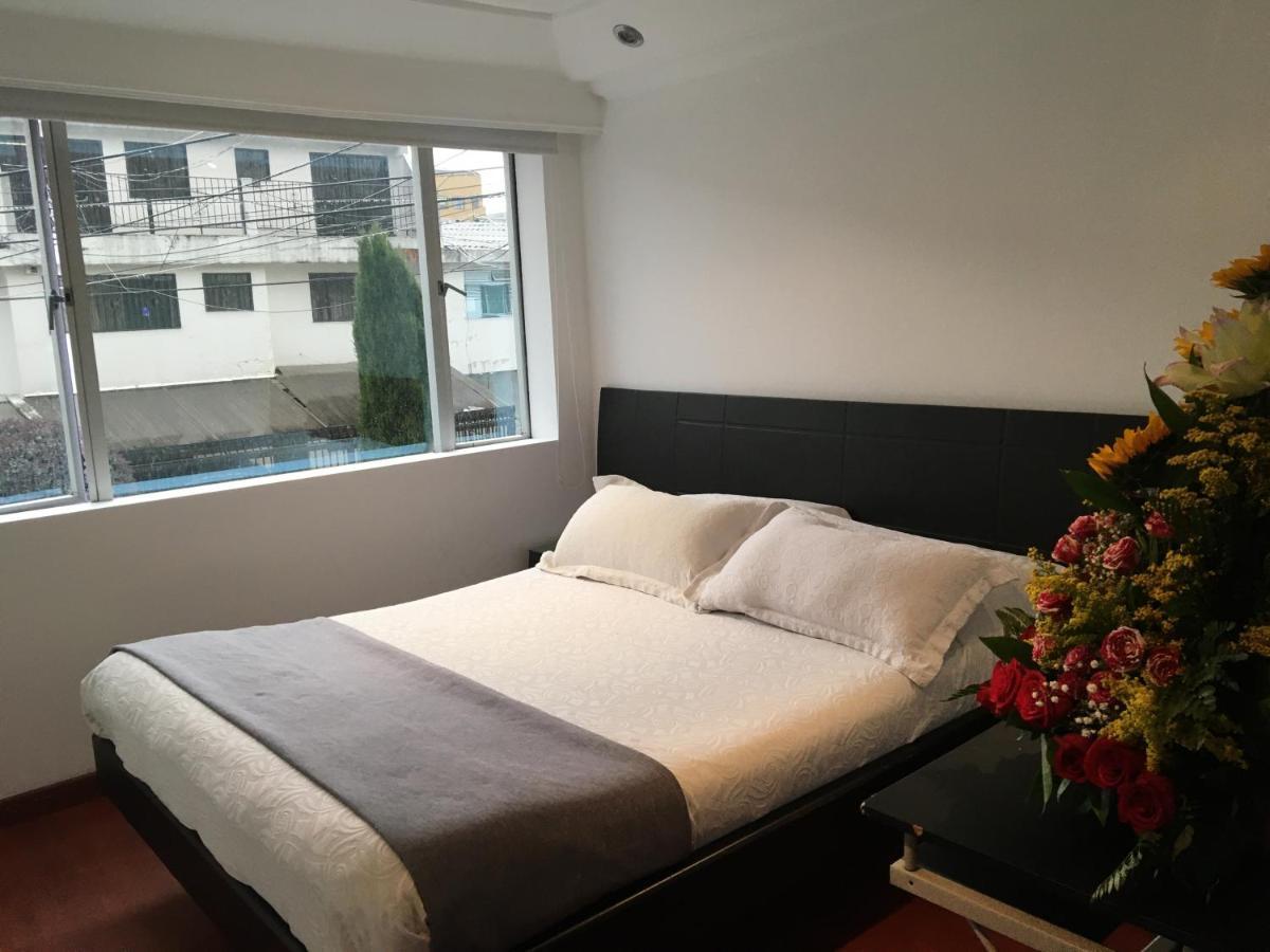 בוגוטה Hotel Ejecutivo Embajada מראה חיצוני תמונה