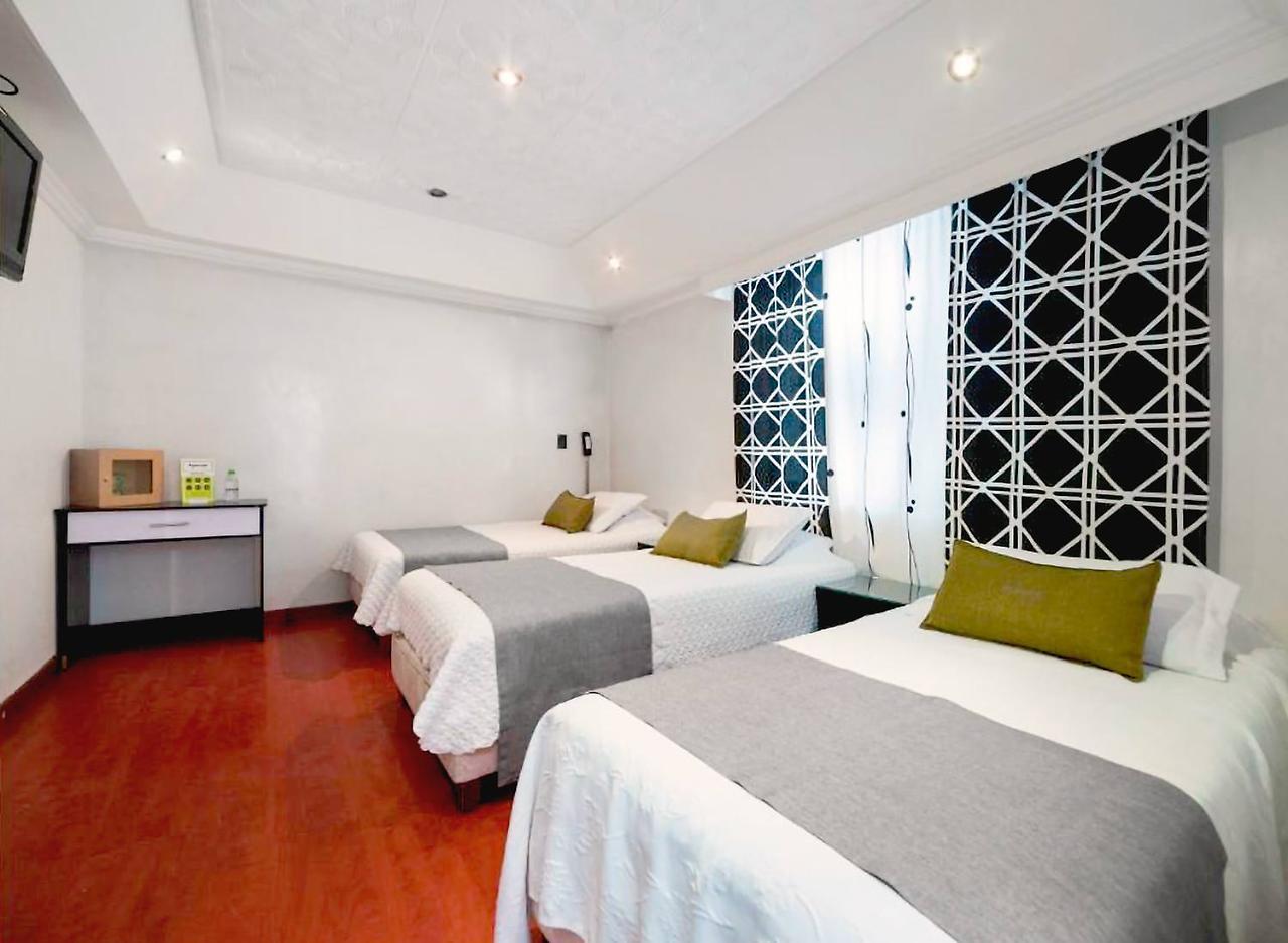 בוגוטה Hotel Ejecutivo Embajada מראה חיצוני תמונה